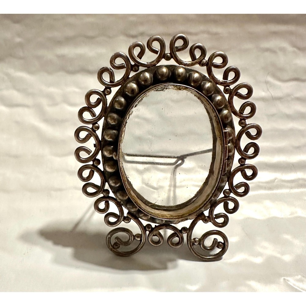 Vintage Mexico Sterling Silver Los Ballesteros Miniature Picture Frame